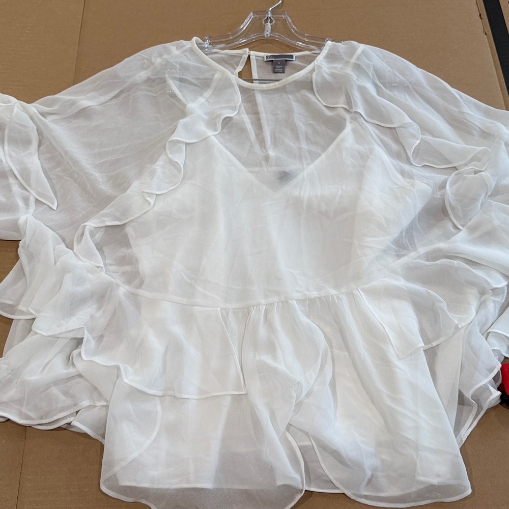 Chelsea 28 Ruffle top - Picture 3 of 14